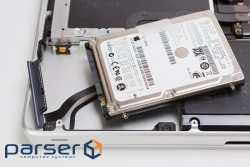 Laptop hard drive replacement (HDD / SSD) (UT000122454)